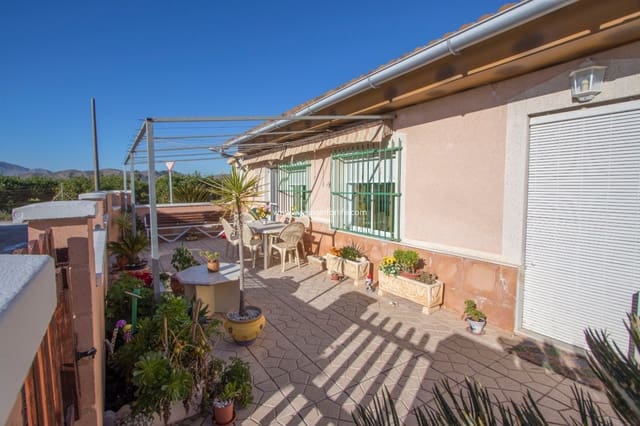 6 bedroom Finca/Country House for sale in Redován with garage - € 217,000 (Ref: 9609918)