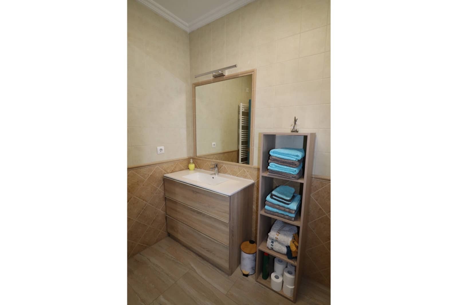 4 makuuhuone Maalaistalo myytävänä paikassa La Romana mukana uima-altaan - 379 000 € (Ref: 9610063)