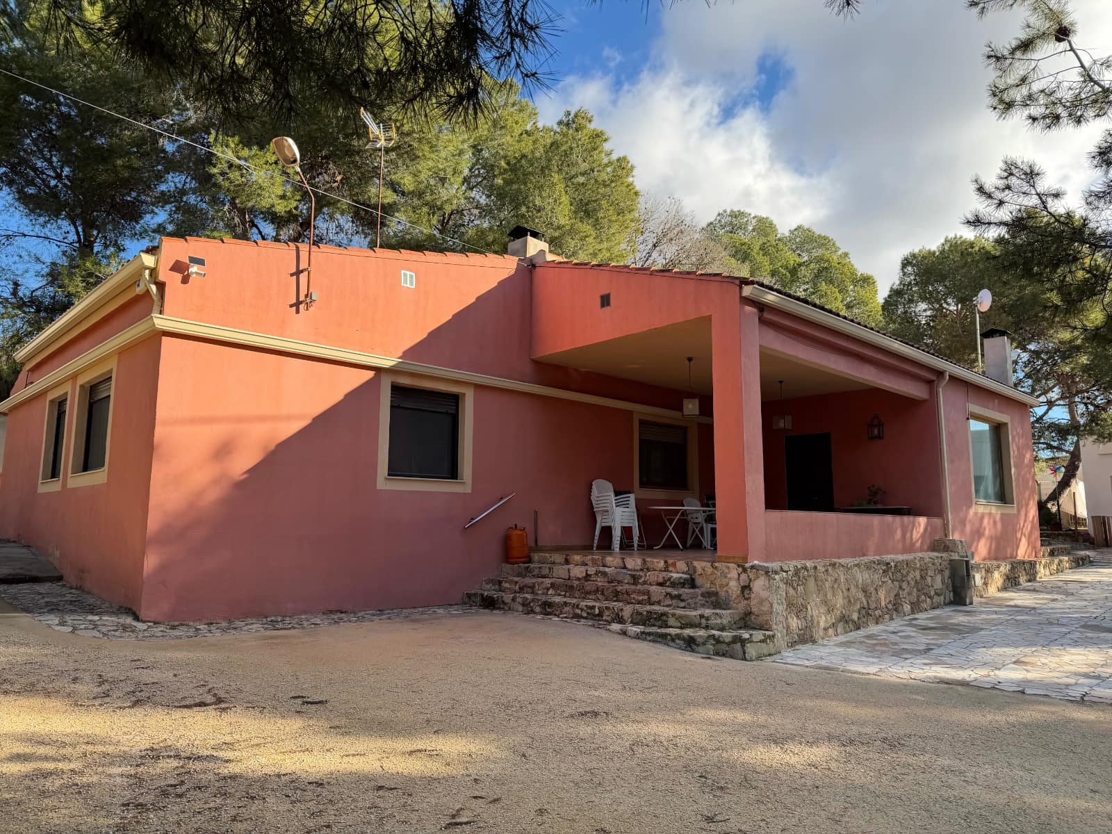 3 chambre Finca/Maison de Campagne à vendre à La Romana avec piscine garage - 280 000 € (Ref: 9610064)