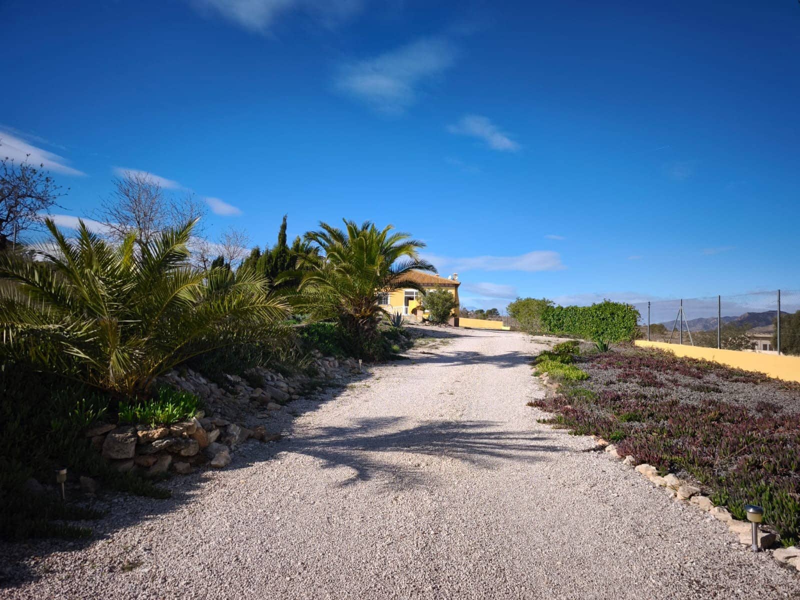 3 soveværelse Finca/Landehus til salg i Hondon de las Nieves med swimmingpool garage - € 285.000 (Ref: 9610066)