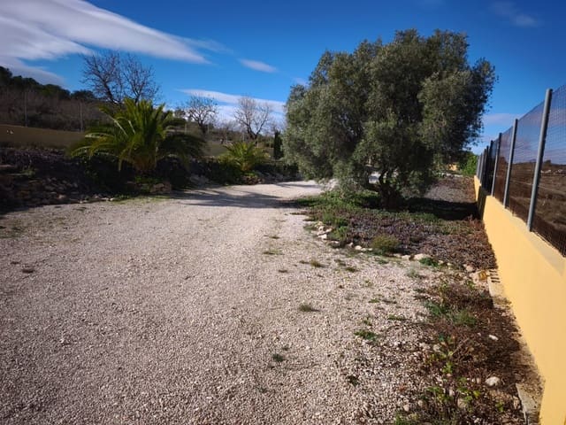 3 soveværelse Finca/Landehus til salg i Hondón de las Nieves med swimmingpool garage - € 285.000 (Ref: 9610066)