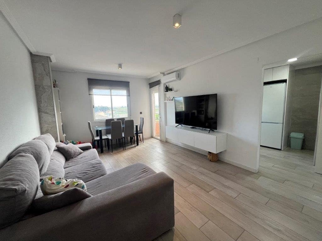 3 makuuhuone Huoneisto myytävänä paikassa Dolores mukana uima-altaan - 129 000 € (Ref: 9610071)