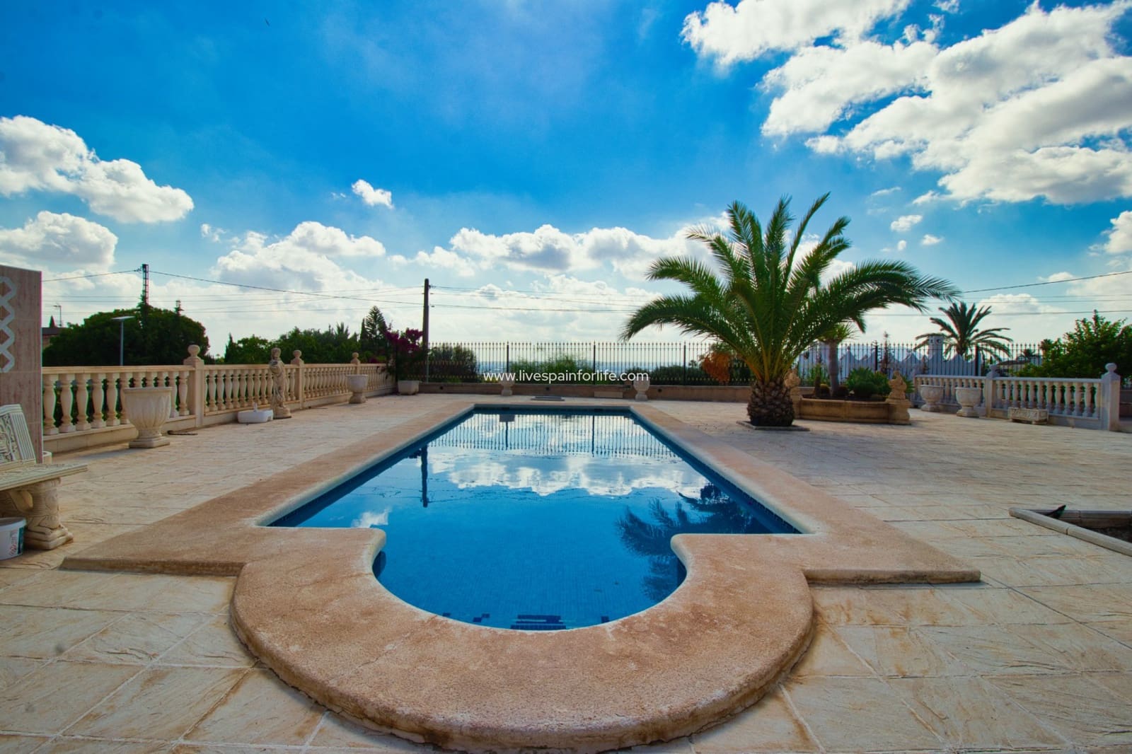 3 bedroom Finca/Country House for sale in Albatera with pool garage - € 379,995 (Ref: 9614037)