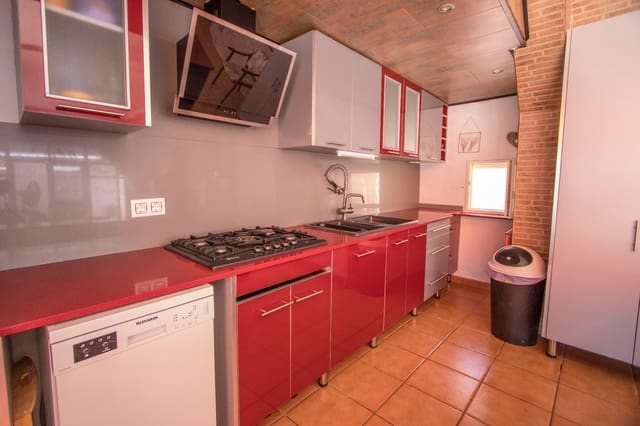 4 sovrum Finca/Hus på landet till salu i Alicante stad med pool garage - 415 000 € (Ref: 9614042)