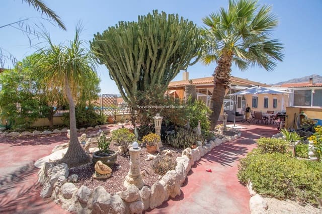 4 bedroom Finca/Country House for sale in Alicante / Alacant city with pool garage - € 415,000 (Ref: 9614042)