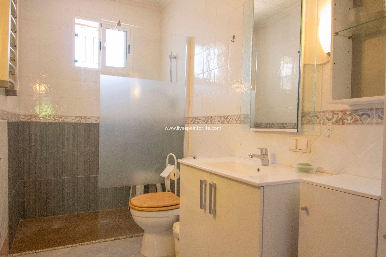 4 bedroom Finca/Country House for sale in Albatera with pool garage - € 415,000 (Ref: 9614043)