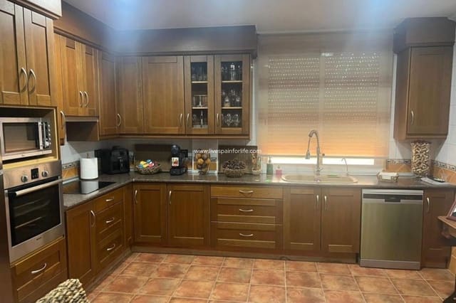 9 quarto Quinta/Casa Rural para venda em Carrús Oest - El Toscar, Elche / Elx - 450 000 € (Ref: 9614044)