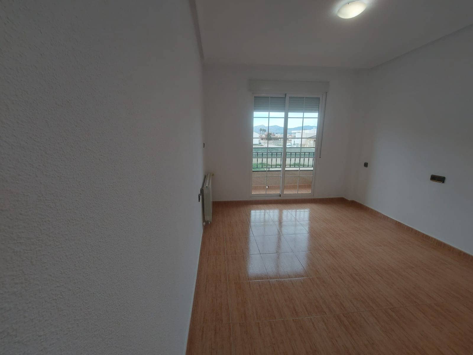 3 soverom Hus til salgs i Cox med garasje - € 185 000 (Ref: 9614051)