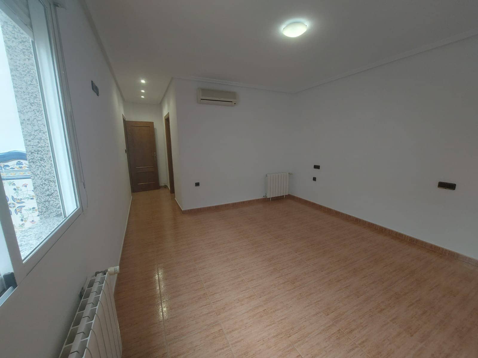 3 soverom Hus til salgs i Cox med garasje - € 185 000 (Ref: 9614052)