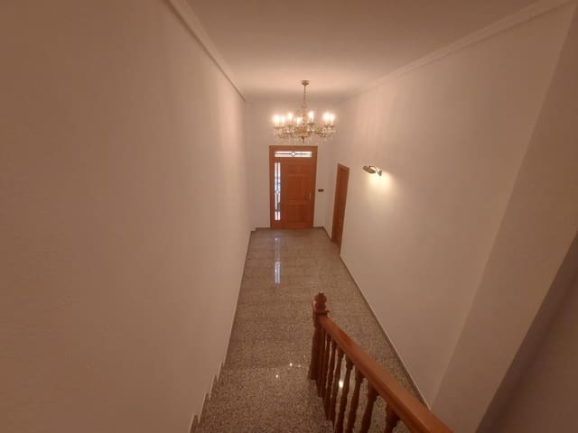 3 bedroom Townhouse for sale in Cox with garage - € 185,000 (Ref: 9614052)