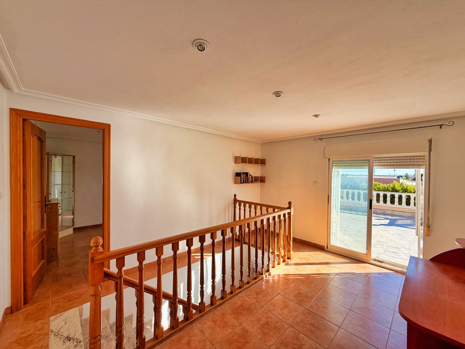 5 soveværelse Finca/Landehus til salg i Alicante by med swimmingpool garage - € 299.000 (Ref: 9614172)