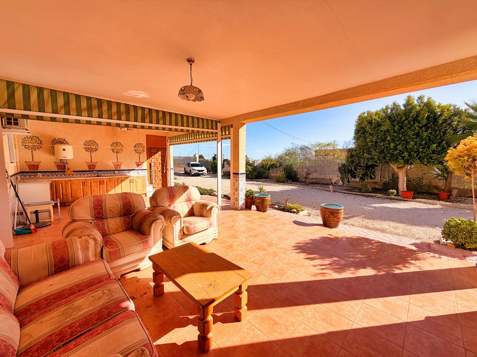 5 soveværelse Finca/Landehus til salg i Alicante by med swimmingpool garage - € 299.000 (Ref: 9614172)