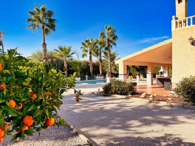 5 slaapkamer Finca/Landhuis te koop in Alicante stad met zwembad garage - € 299.000 (Ref: 9622879)