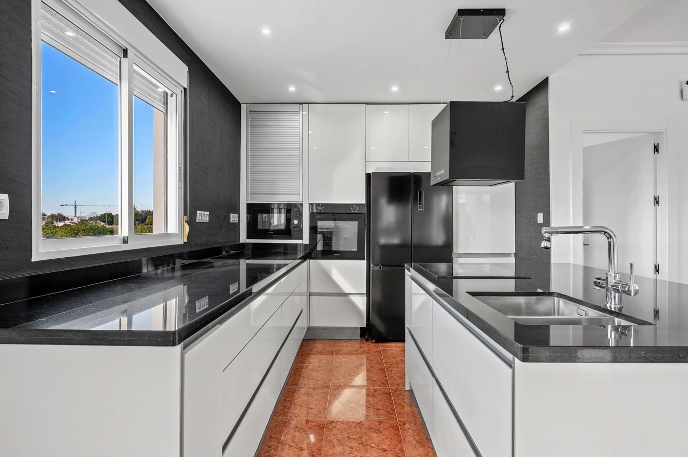 4 Zimmer Finca/Landgut zu verkaufen in Alicante / Alacant Stadt mit Pool - 560.000 € (Ref: 9623189)