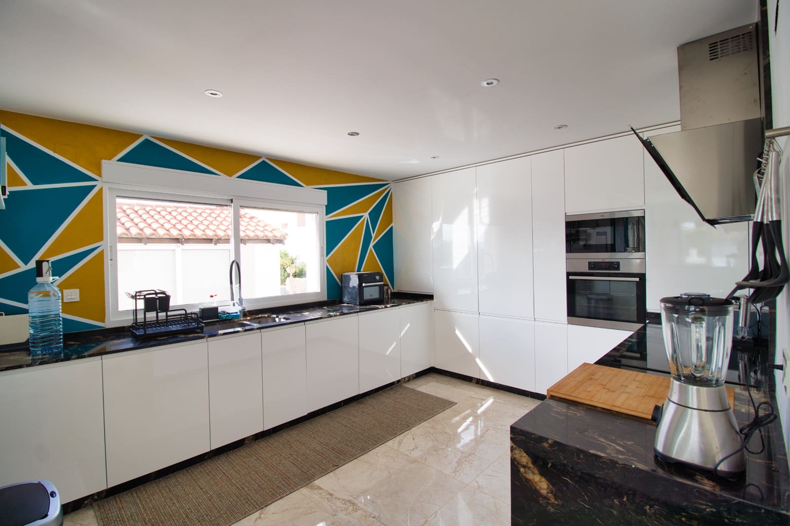 3 Zimmer Finca/Landgut zu verkaufen in Alicante / Alacant Stadt mit Pool Garage - 410.000 € (Ref: 9626456)