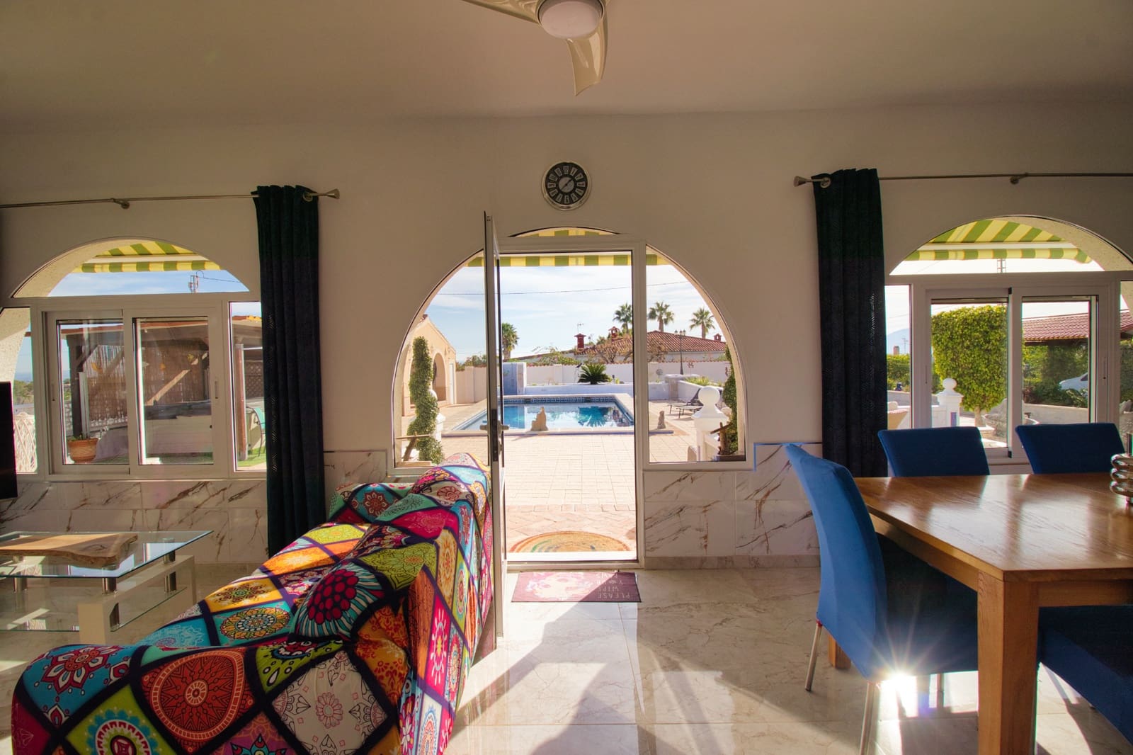 3 sovrum Finca/Hus på landet till salu i Alicante stad med pool garage - 410 000 € (Ref: 9628121)