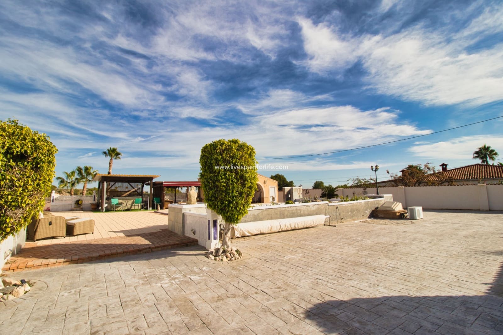 3 bedroom Finca/Country House for sale in Albatera with pool garage - € 410,000 (Ref: 9628122)