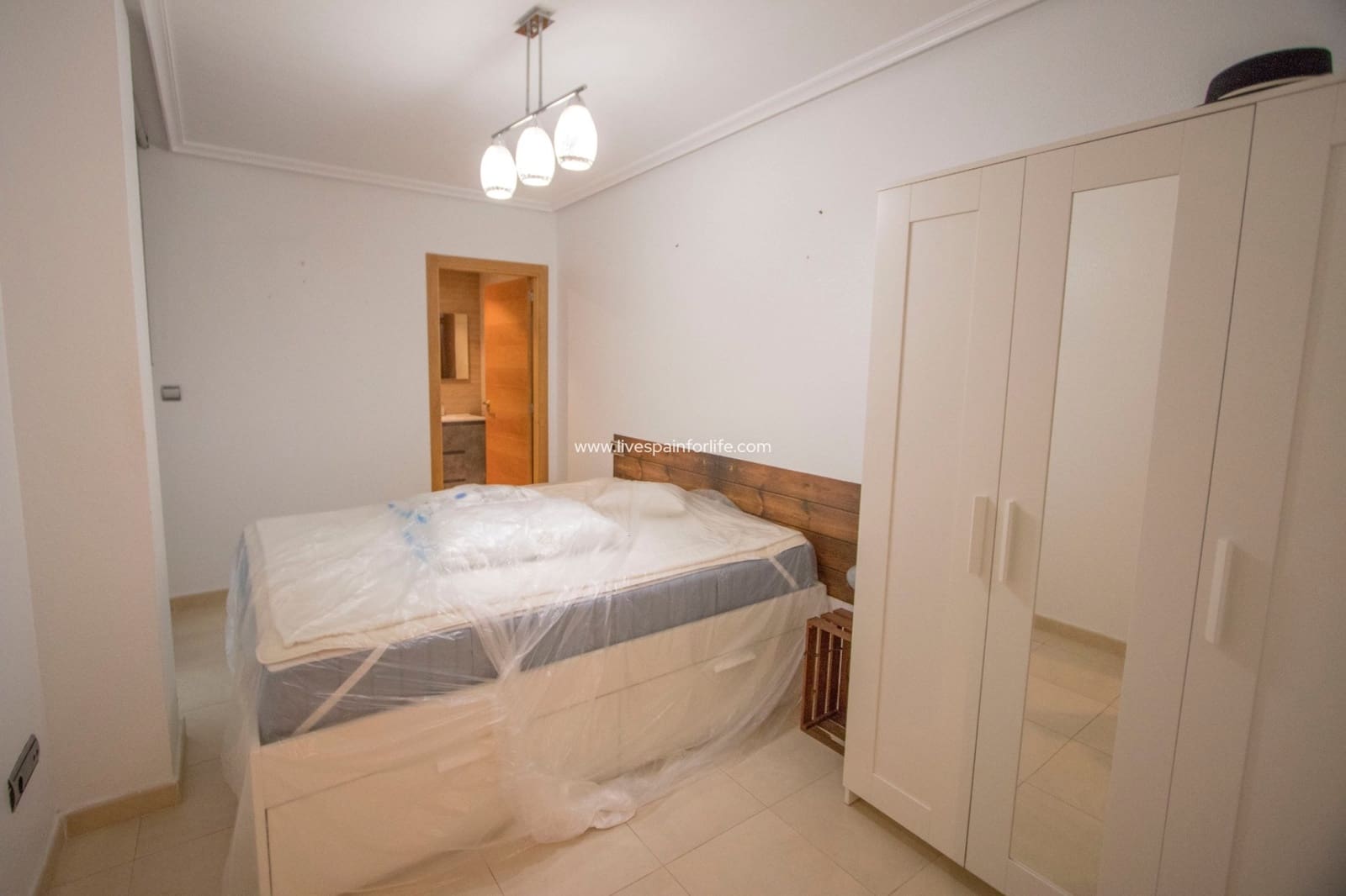 3 bedroom Apartment for sale in Formentera del Segura with pool - € 129,999 (Ref: 9628270)