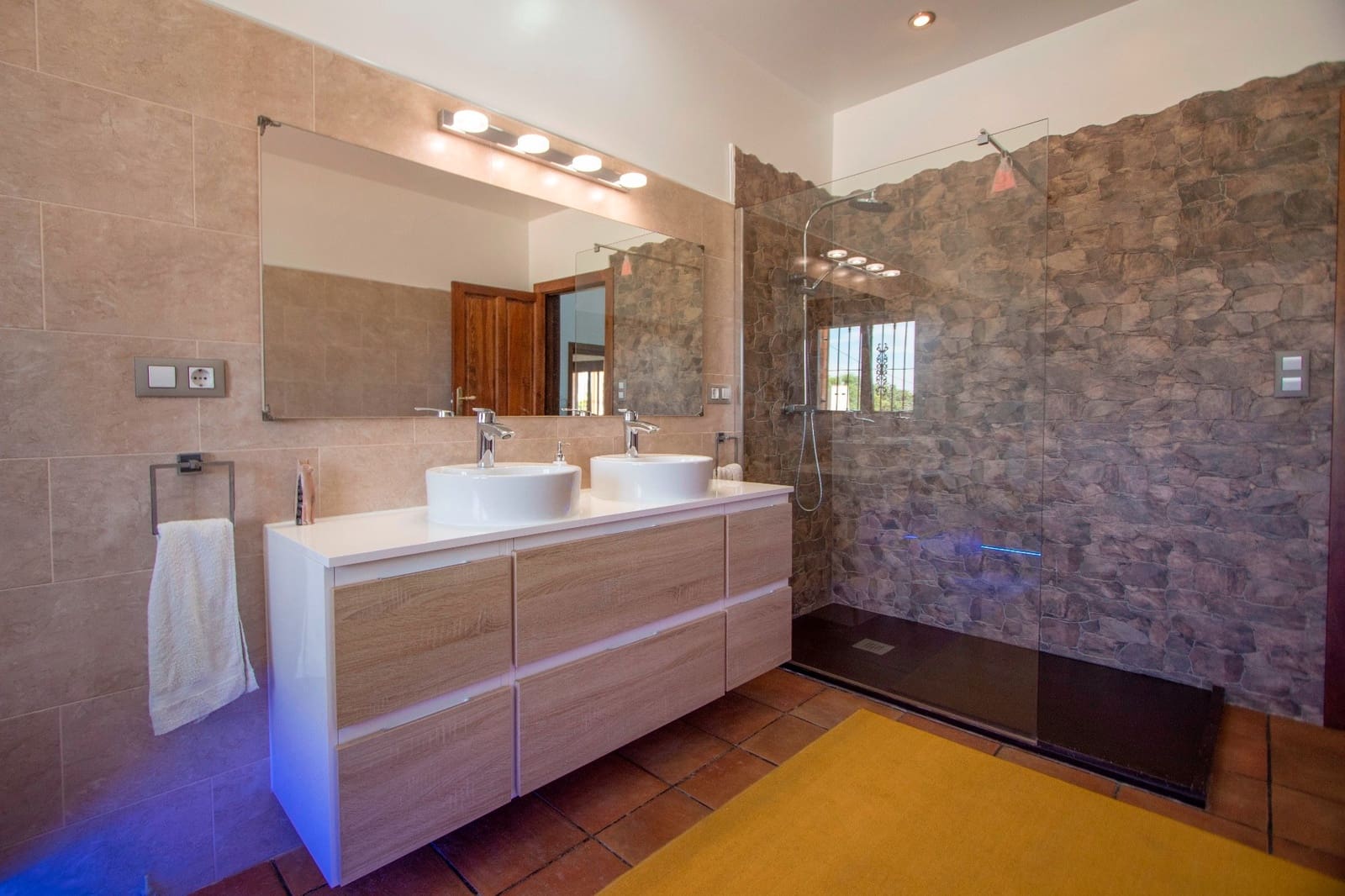 5 sypialnia Finka/Dom wiejski na sprzedaż w Bigastro z basenem garażem - 595 000 € (Ref: 9631790)