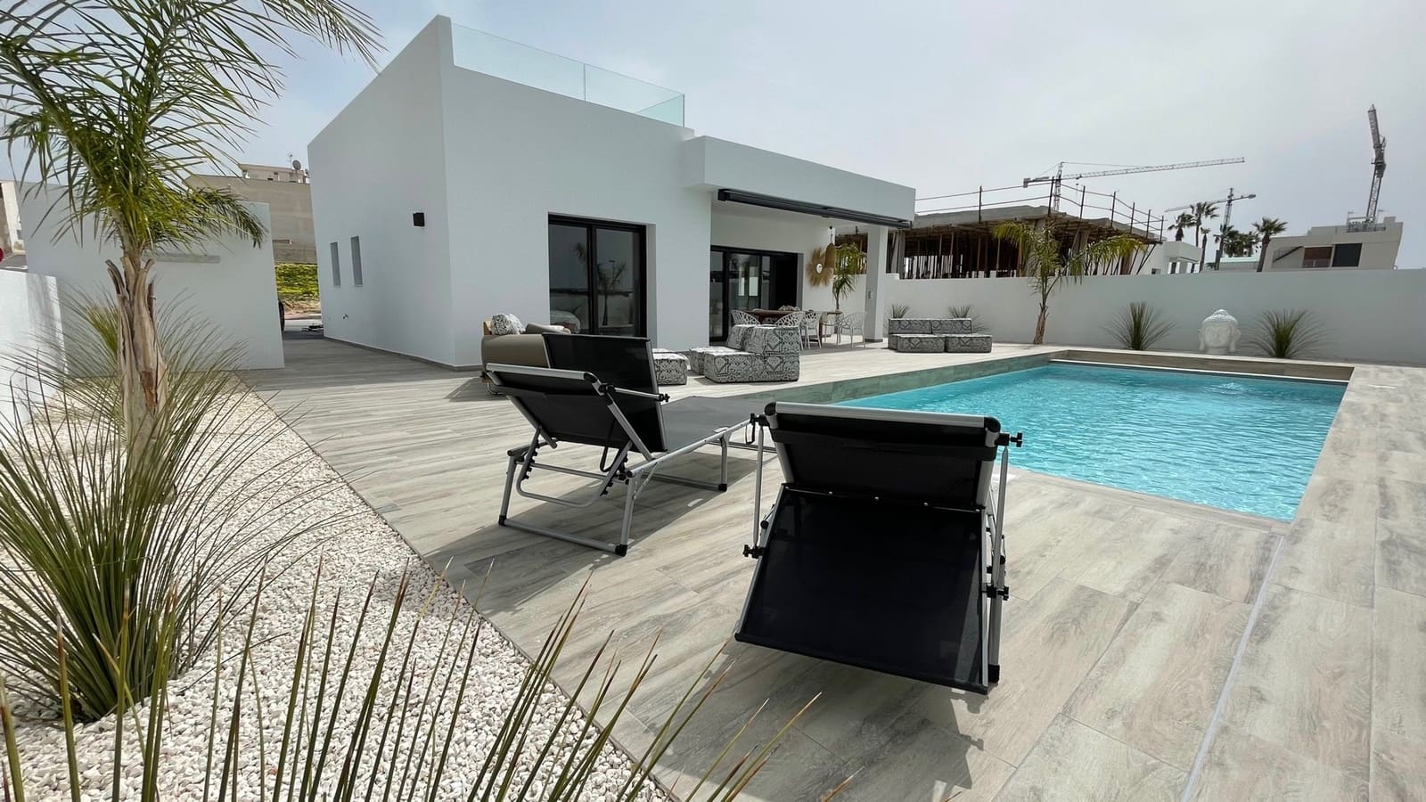 3 makuuhuone Huvila myytävänä paikassa Rafal mukana uima-altaan - 415 000 € (Ref: 9635015)