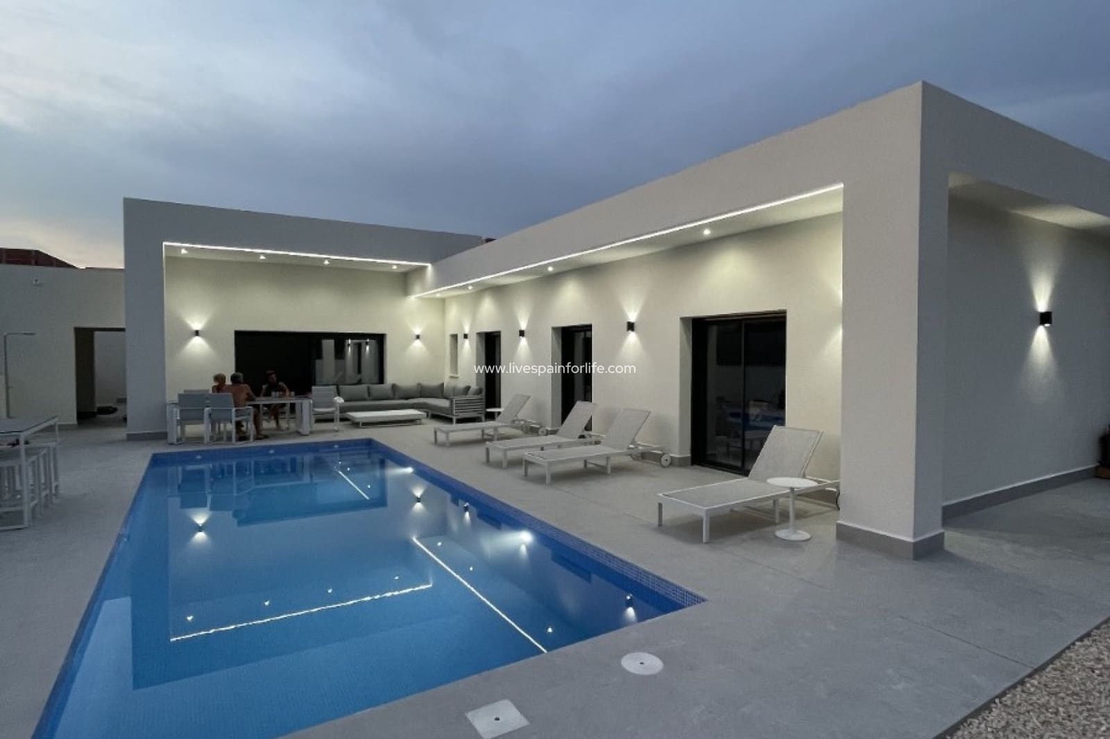 3 bedroom Finca/Country House for sale in La Romana with pool garage - € 375,000 (Ref: 9640937)