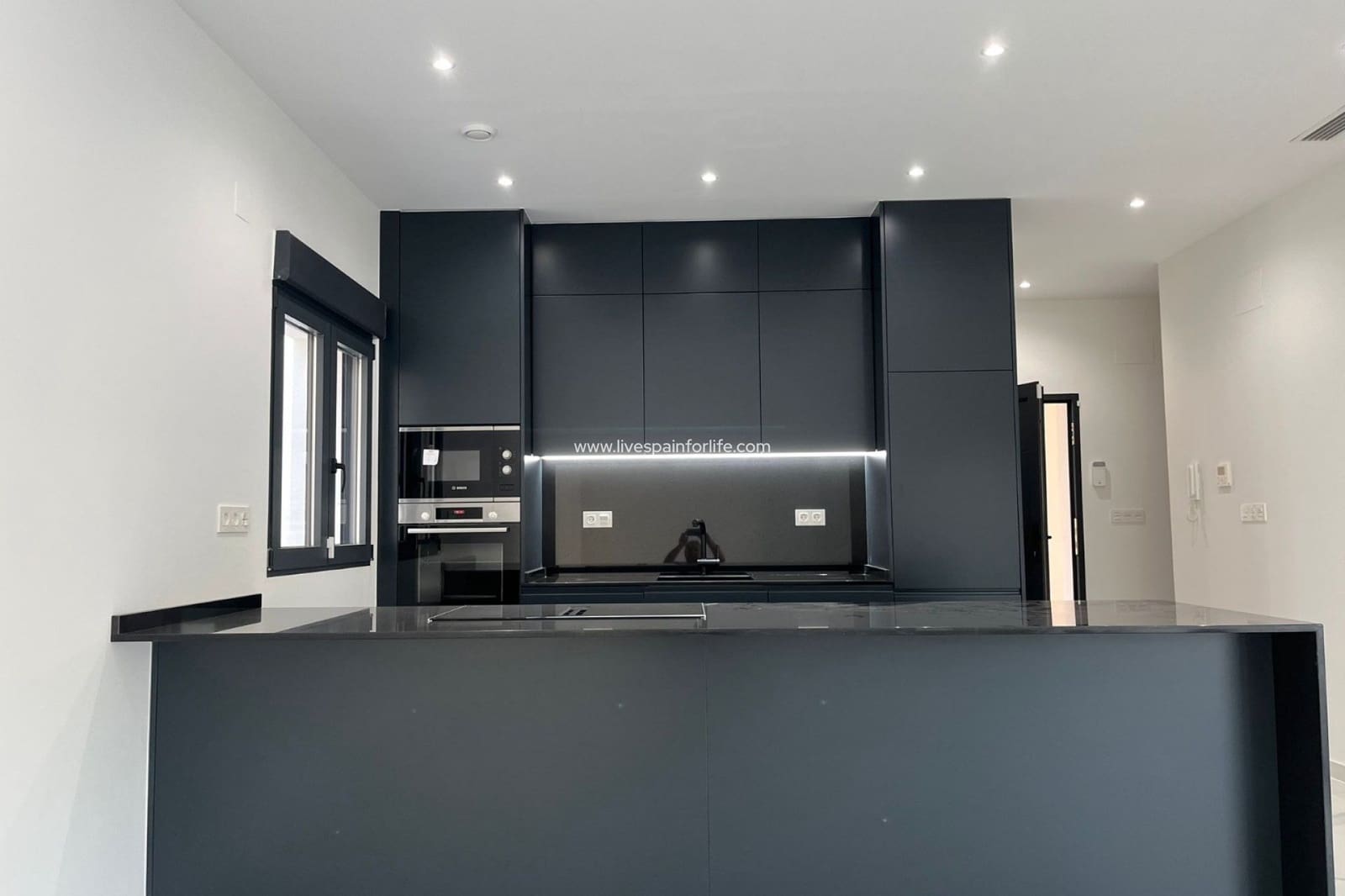 3 bedroom Finca/Country House for sale in La Romana with pool garage - € 375,000 (Ref: 9640937)