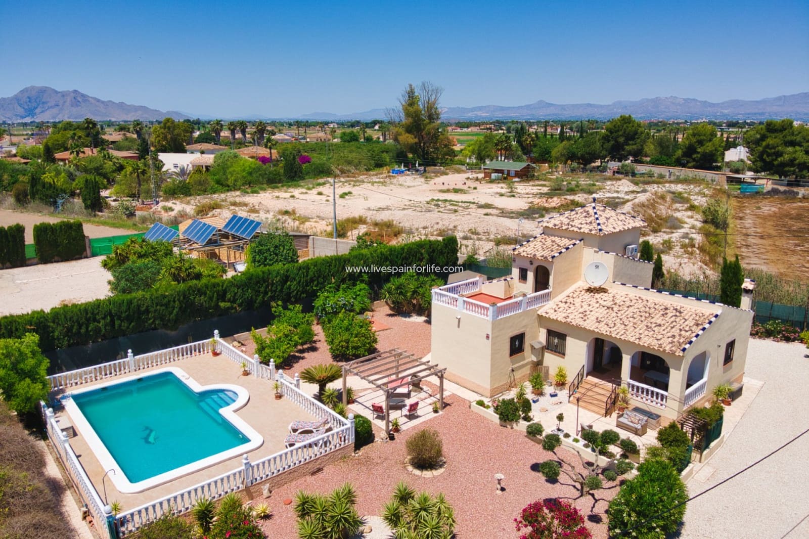 4 sypialnia Finka/Dom wiejski na sprzedaż w Dolores z basenem garażem - 359 000 € (Ref: 9650243)