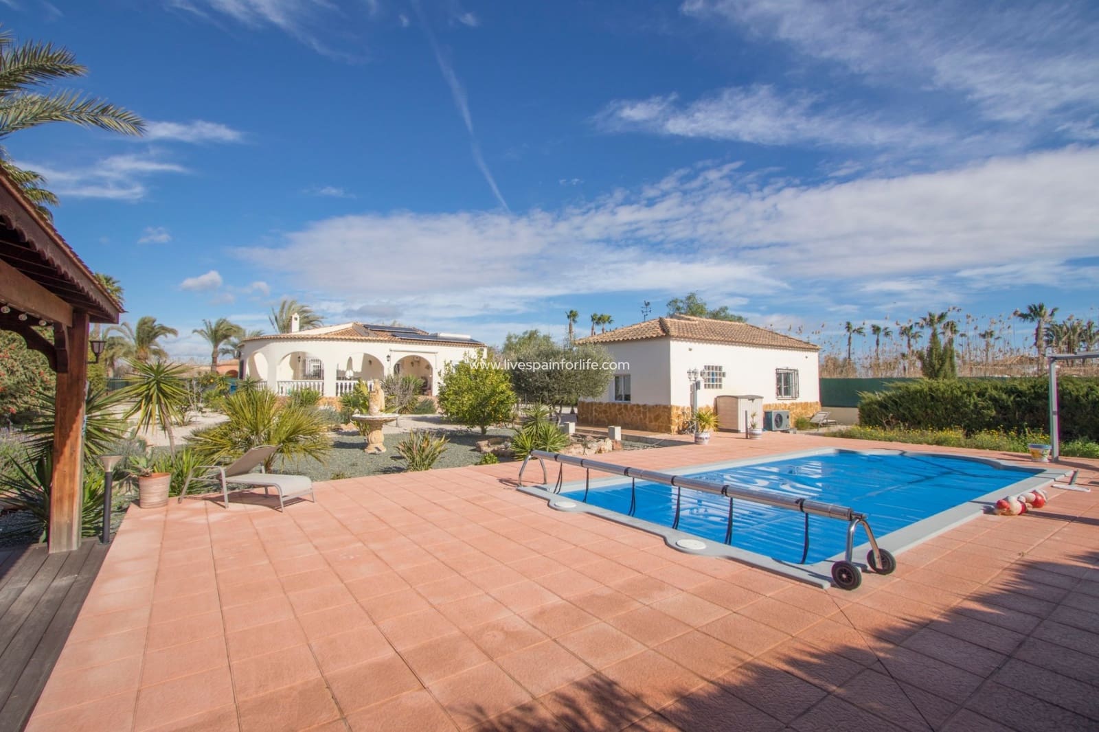 3 bedroom Finca/Country House for sale in Catral with pool garage - € 359,999 (Ref: 9650246)