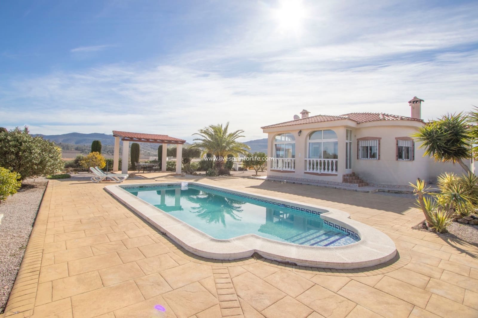 2 bedroom Finca/Country House for sale in Hondon de las Nieves with pool garage - € 339,995 (Ref: 9650405)