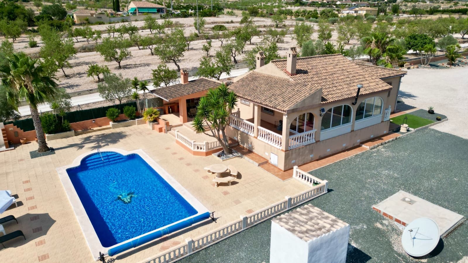 5 sypialnia Willa na sprzedaż w Hondon de los Frailes z basenem garażem - 440 000 € (Ref: 9650410)