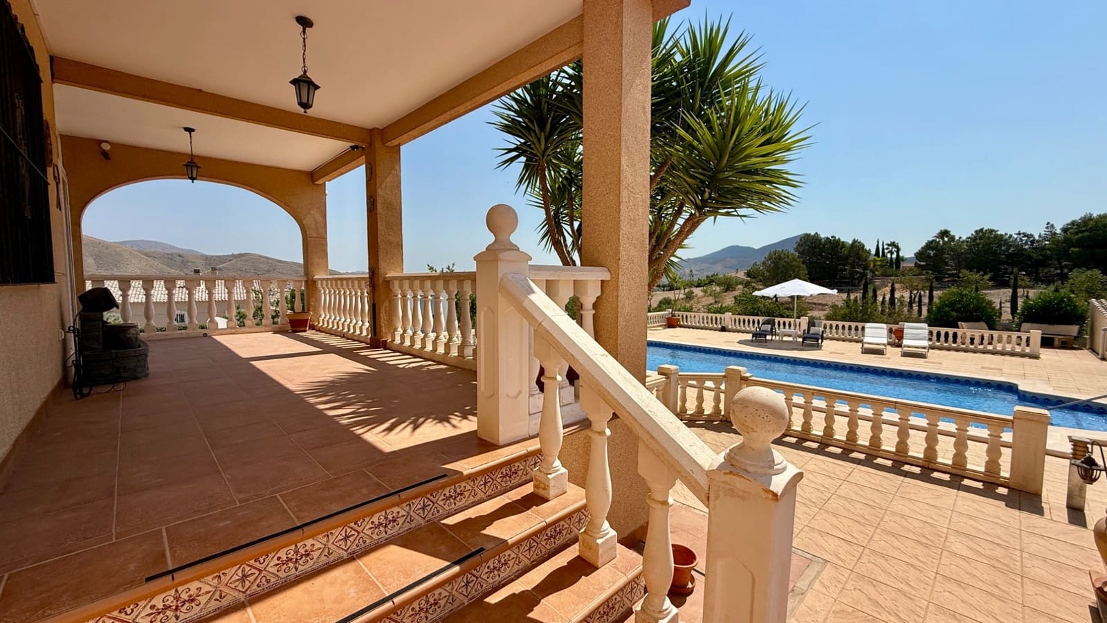 5 sypialnia Willa na sprzedaż w Hondon de los Frailes z basenem garażem - 440 000 € (Ref: 9650410)