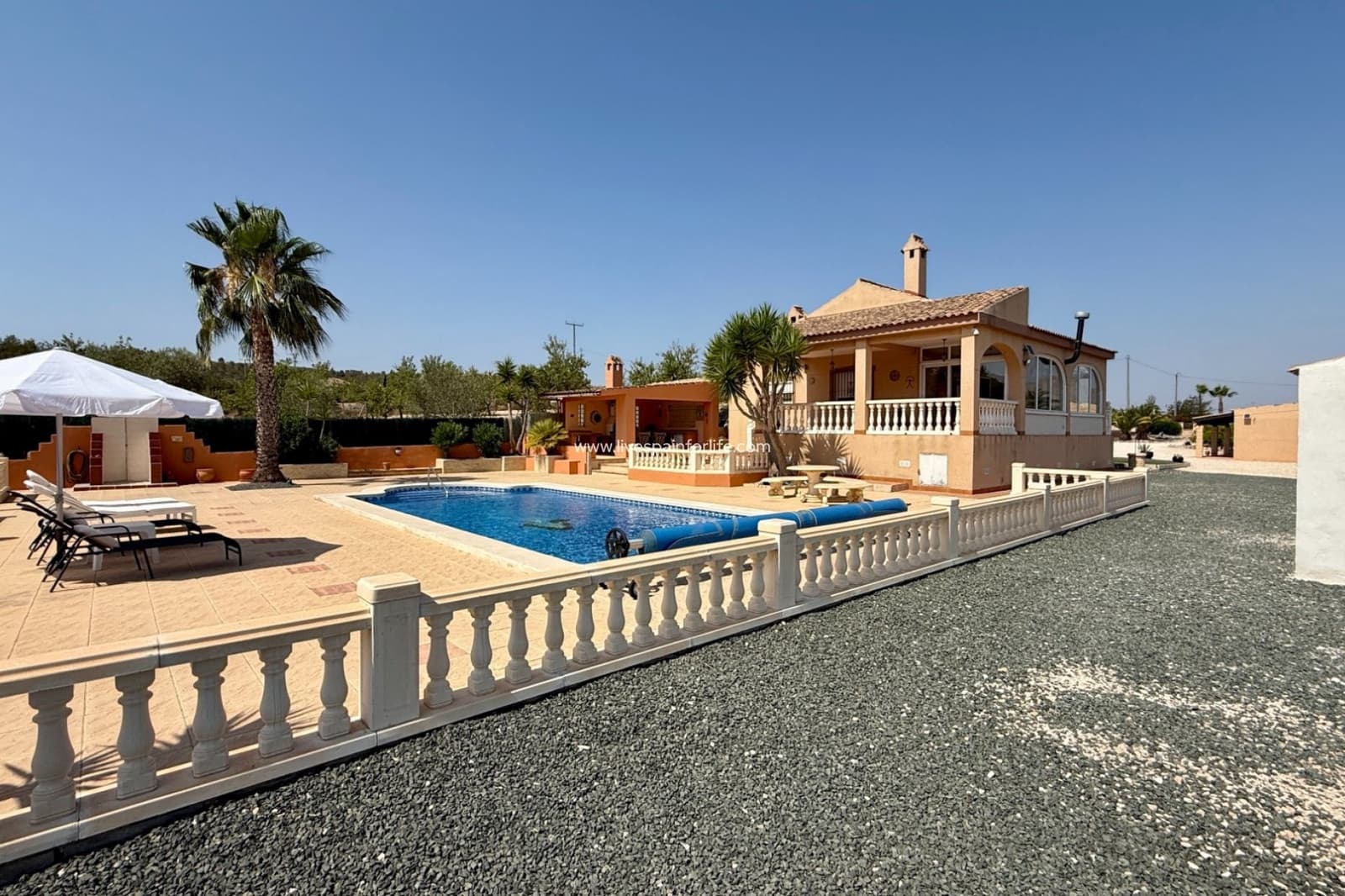 5 soveværelse Villa til salg i Hondon de los Frailes med swimmingpool garage - € 440.000 (Ref: 9650410)