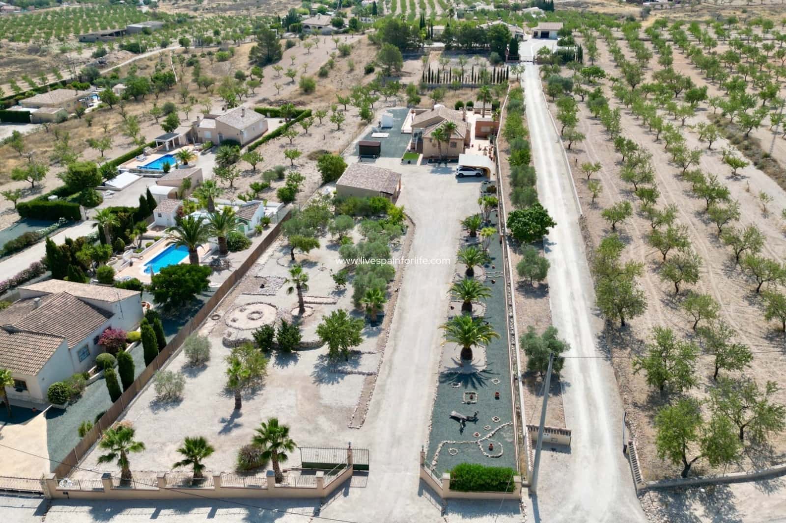 5 soveværelse Villa til salg i Hondon de los Frailes med swimmingpool garage - € 440.000 (Ref: 9650410)