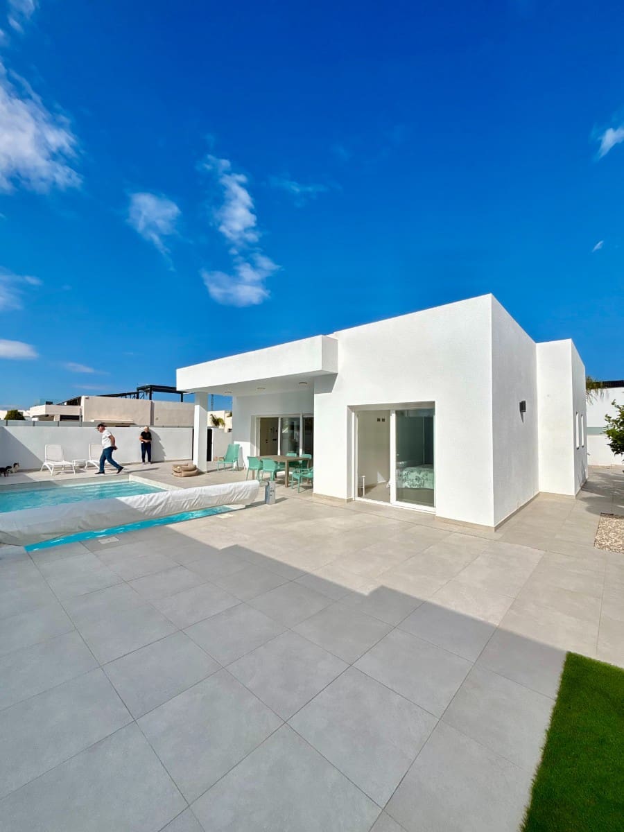 3 quarto Moradia para venda em Benijofar com piscina garagem - 569 500 € (Ref: 9650411)