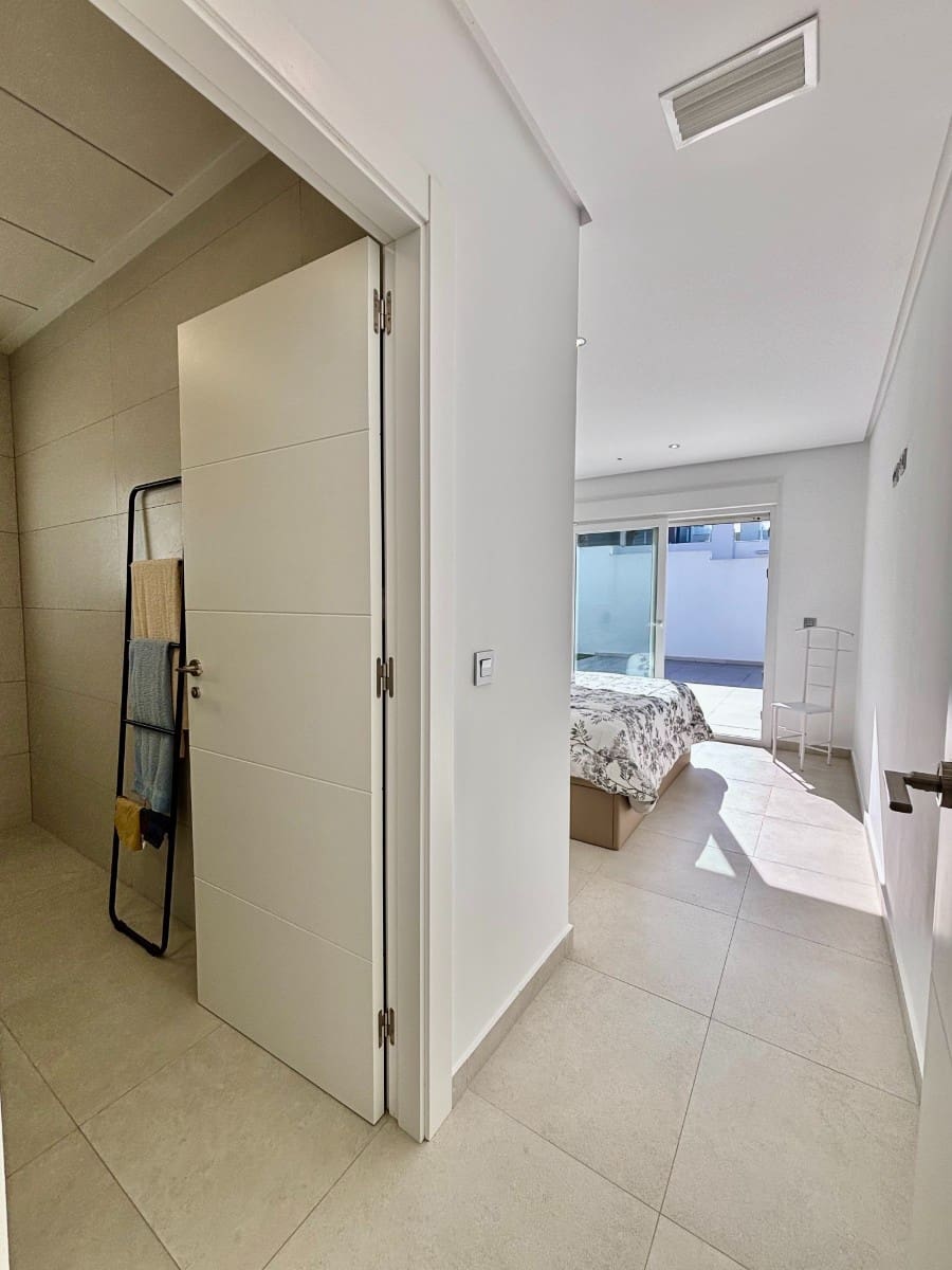 3 quarto Moradia para venda em Benijofar com piscina garagem - 569 500 € (Ref: 9650411)