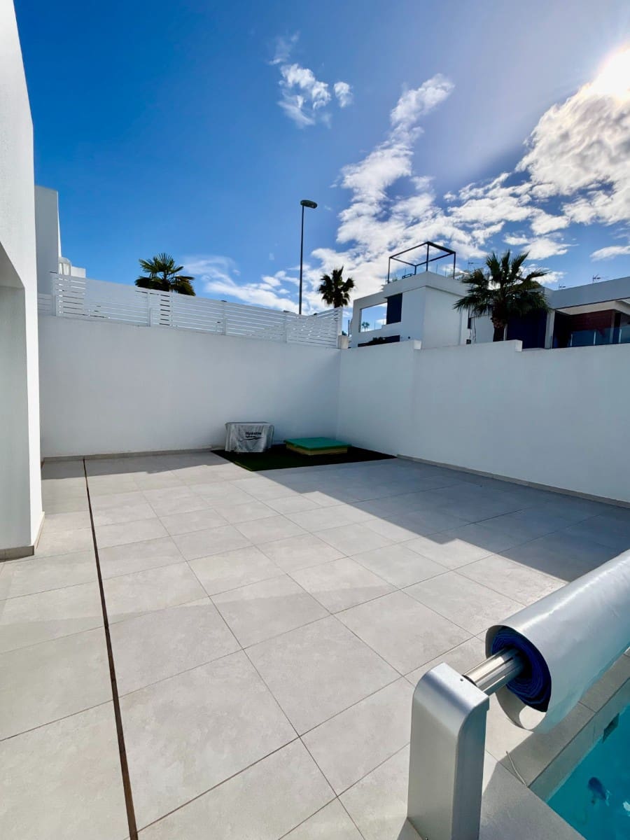 3 quarto Moradia para venda em Benijofar com piscina garagem - 569 500 € (Ref: 9650411)