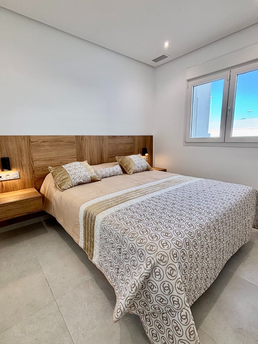 3 quarto Moradia para venda em Benijofar com piscina garagem - 569 500 € (Ref: 9650411)