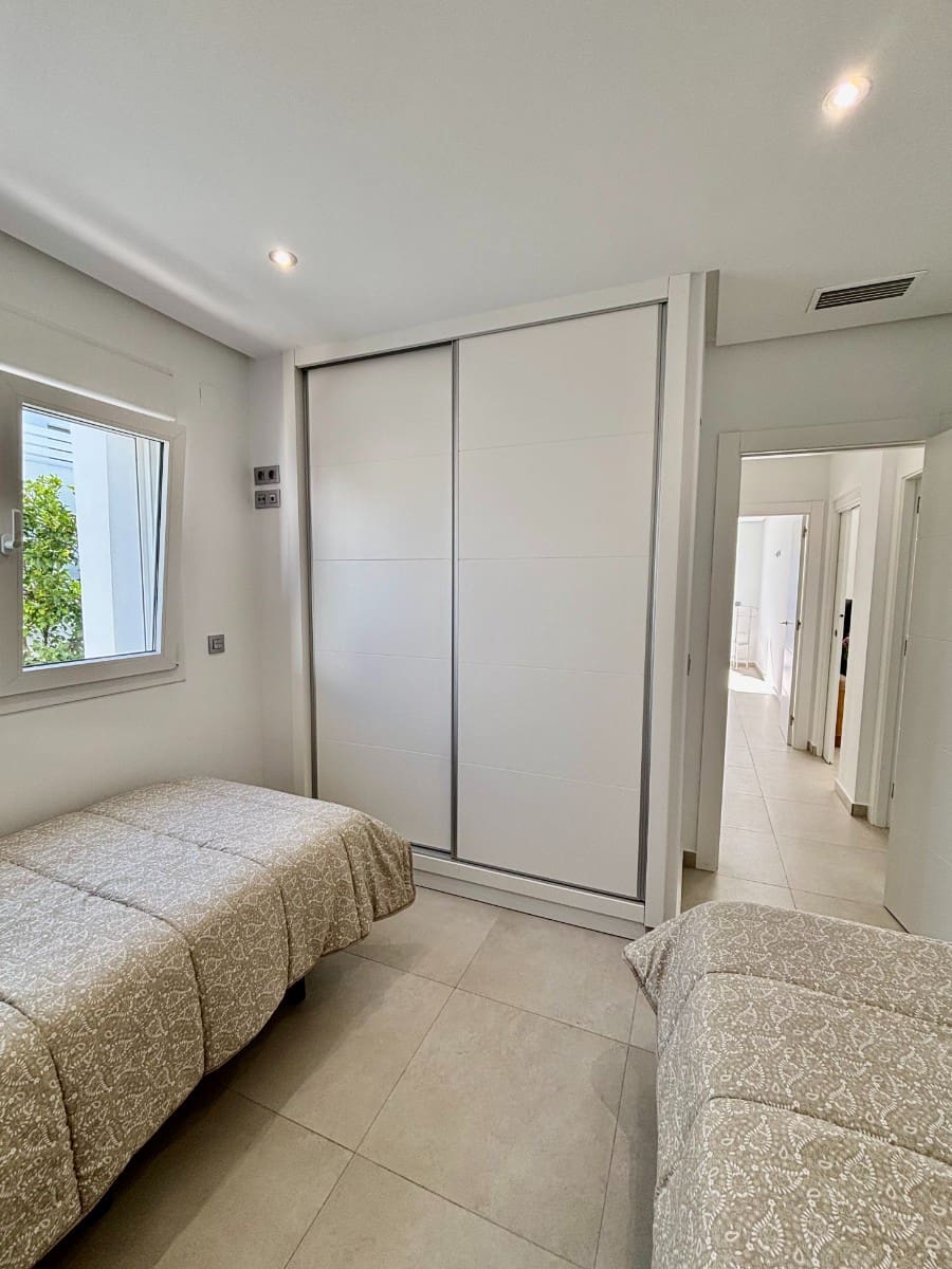 3 quarto Moradia para venda em Benijofar com piscina garagem - 569 500 € (Ref: 9650411)