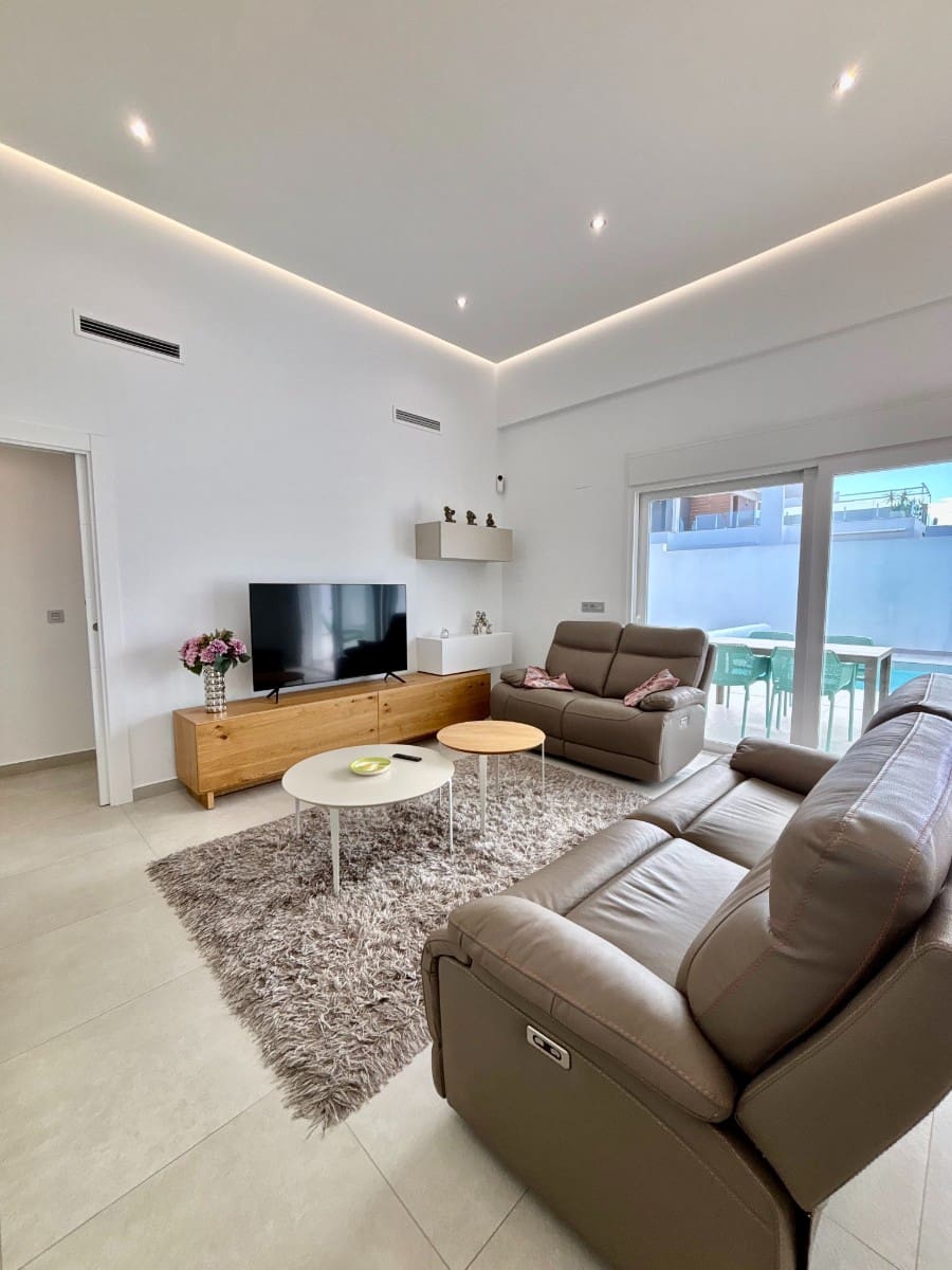 3 quarto Moradia para venda em Benijofar com piscina garagem - 569 500 € (Ref: 9650411)