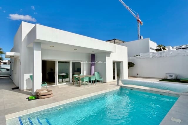 3 slaapkamer Villa te koop in Benijófar met zwembad garage - € 569.500 (Ref: 9650411)