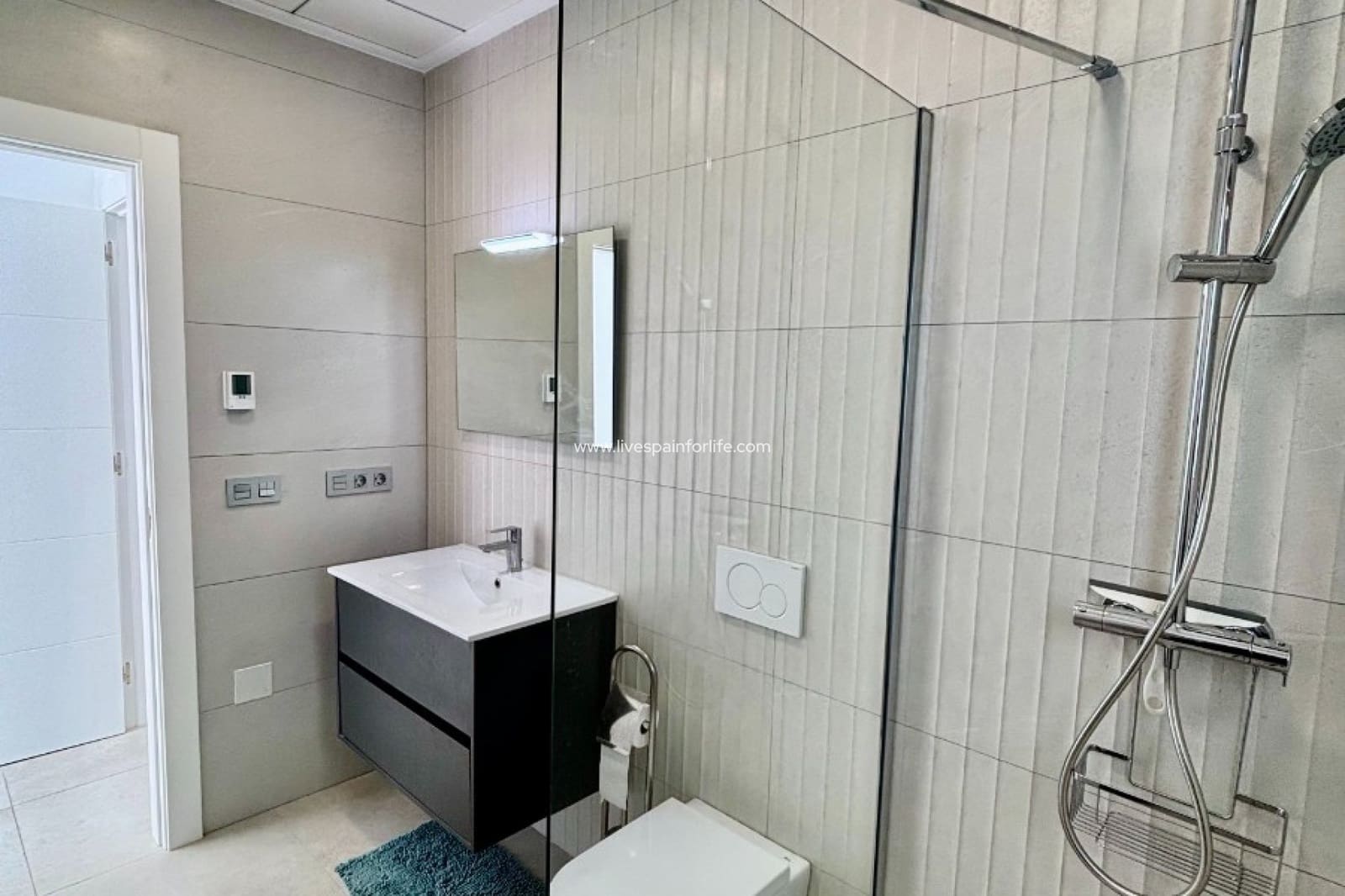 Chalet de 3 habitaciones en Benijófar en venta con piscina garaje - 569.500 € (Ref: 9650411)