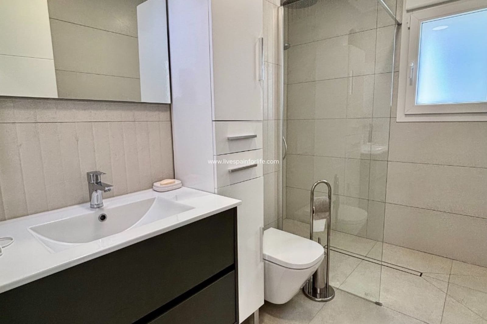 Chalet de 3 habitaciones en Benijófar en venta con piscina garaje - 569.500 € (Ref: 9650411)