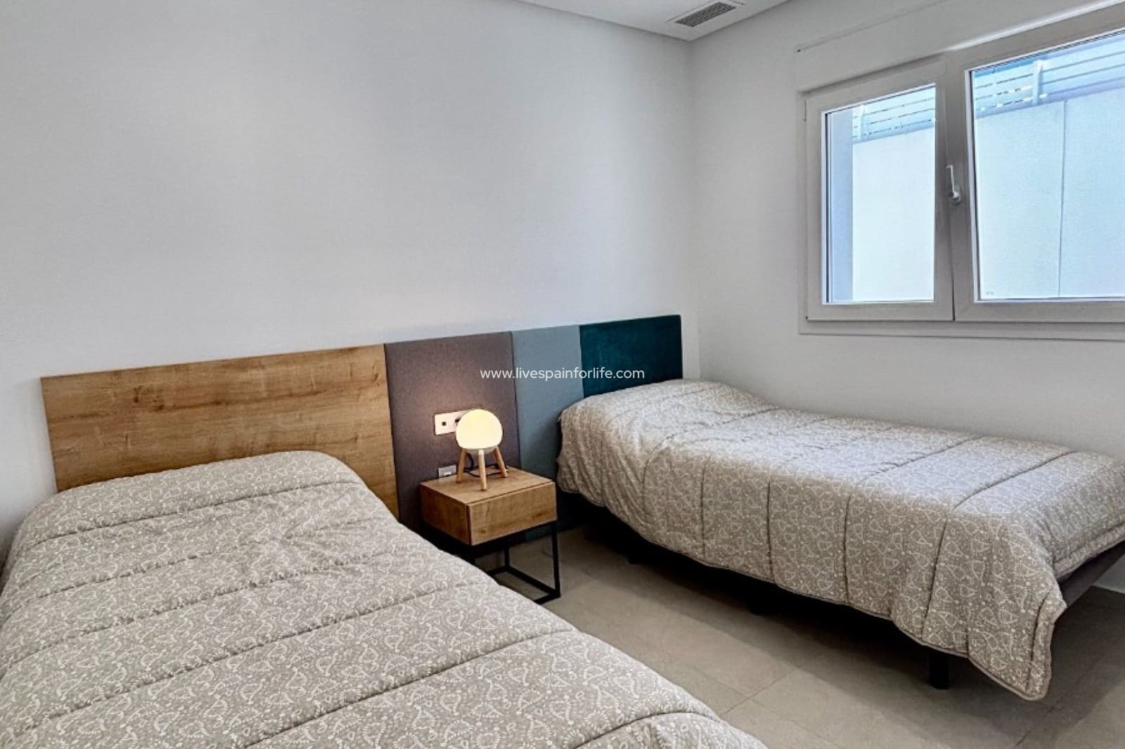 Chalet de 3 habitaciones en Benijófar en venta con piscina garaje - 569.500 € (Ref: 9650411)