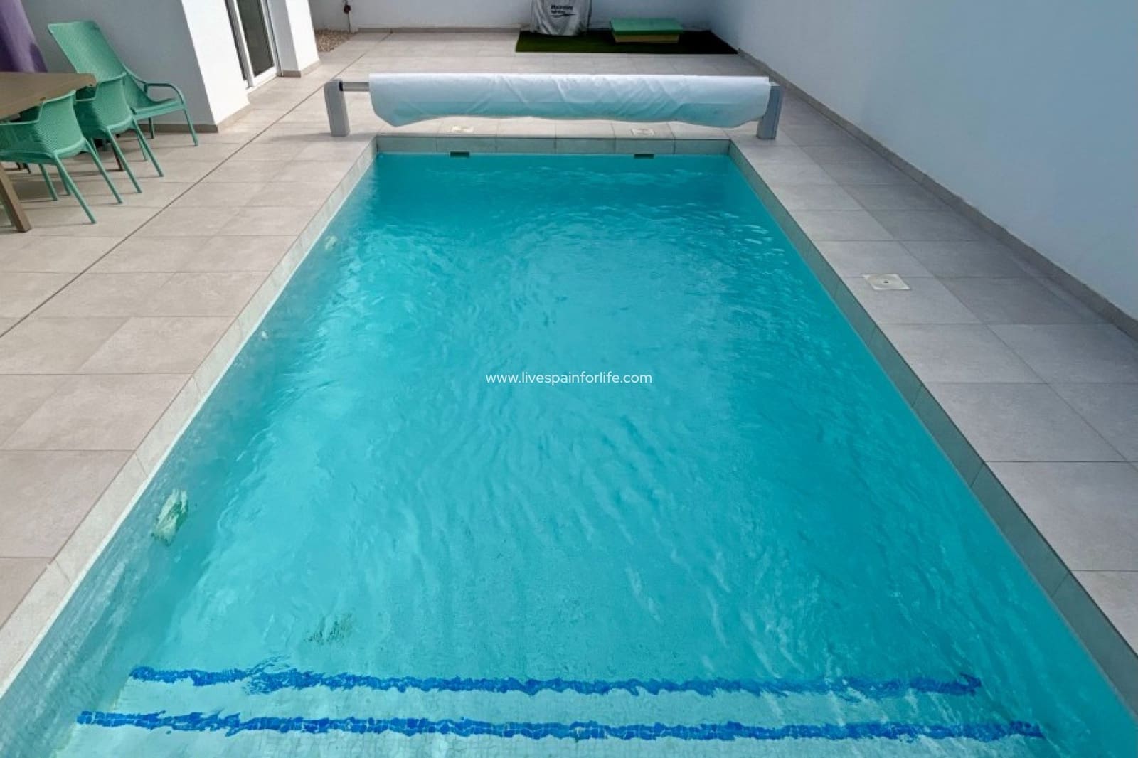 Chalet de 3 habitaciones en Benijófar en venta con piscina garaje - 569.500 € (Ref: 9650411)