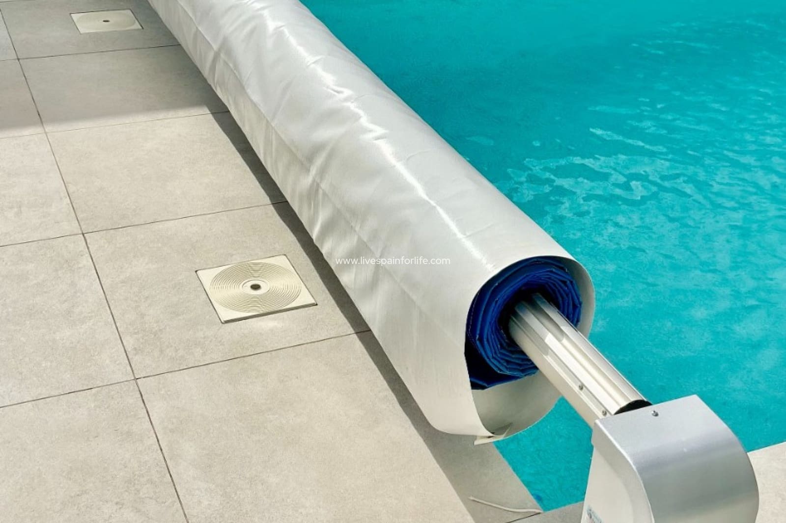 Chalet de 3 habitaciones en Benijófar en venta con piscina garaje - 569.500 € (Ref: 9650411)