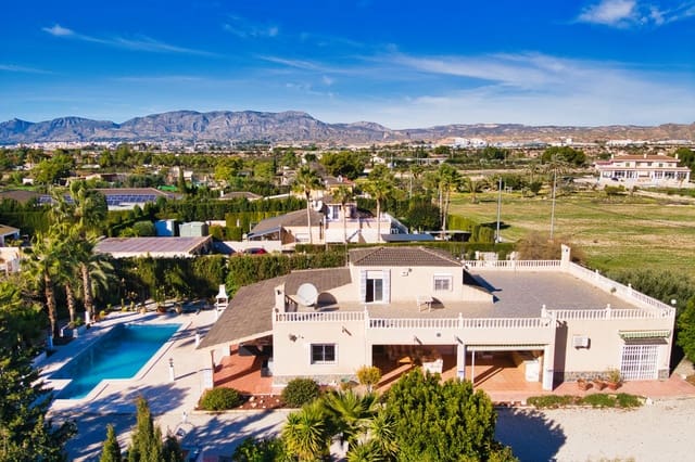 5 camera da letto Finca/Casa di Campagna in vendita in La Algoda - Matola - El Pla, Elche / Elx con piscina garage - 299.000 € (Rif: 9652847)