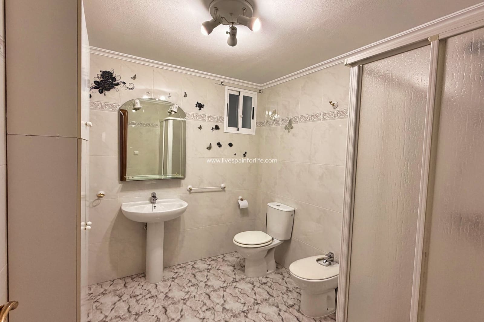 5 chambre Finca/Maison de Campagne à vendre à Matola avec piscine garage - 299 000 € (Ref: 9652848)