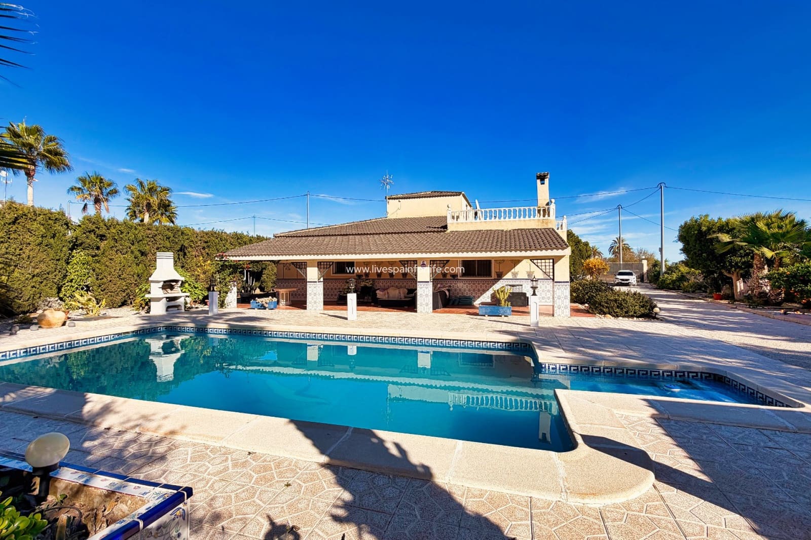 5 chambre Finca/Maison de Campagne à vendre à Matola avec piscine garage - 299 000 € (Ref: 9652848)