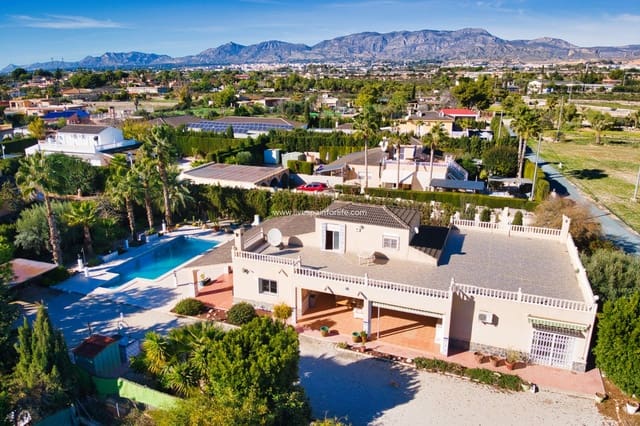 5 chambre Finca/Maison de Campagne à vendre à Matola, Elche / Elx avec piscine garage - 299 000 € (Ref: 9652848)