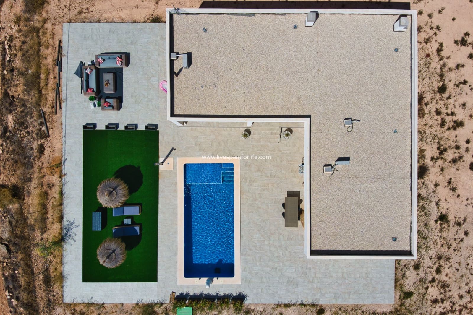 3 quarto Quinta/Casa Rural para venda em Pinoso com piscina garagem - 425 000 € (Ref: 9653145)